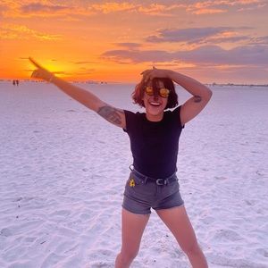 Meet your Posher, Aliuska